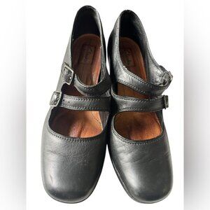 Clarks artisan active air Mary Janes heeled black leather uppers 10M comfort